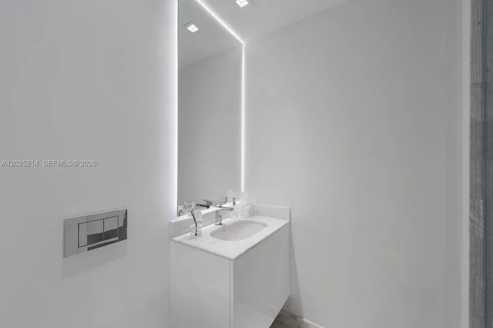 10203 Collins Ave #403 Bal Harbour, FL 33154