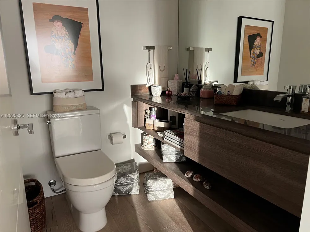 350 OCEAN DR #304N Key Biscayne, FL 33149