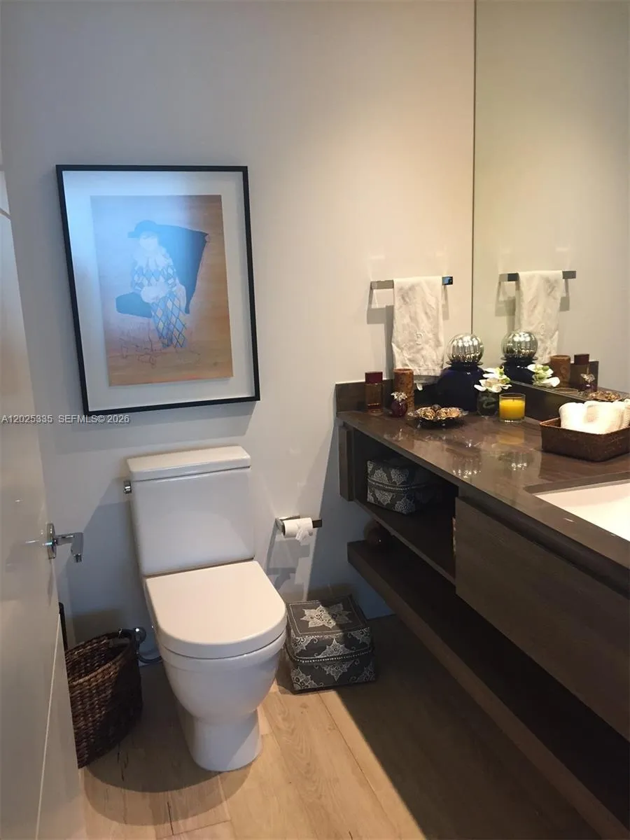 350 OCEAN DR #304N Key Biscayne, FL 33149