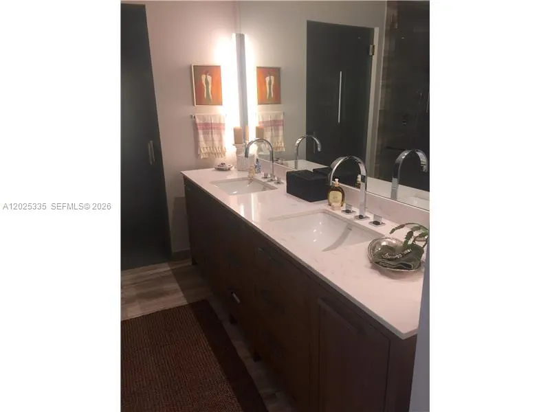 350 OCEAN DR #304N Key Biscayne, FL 33149