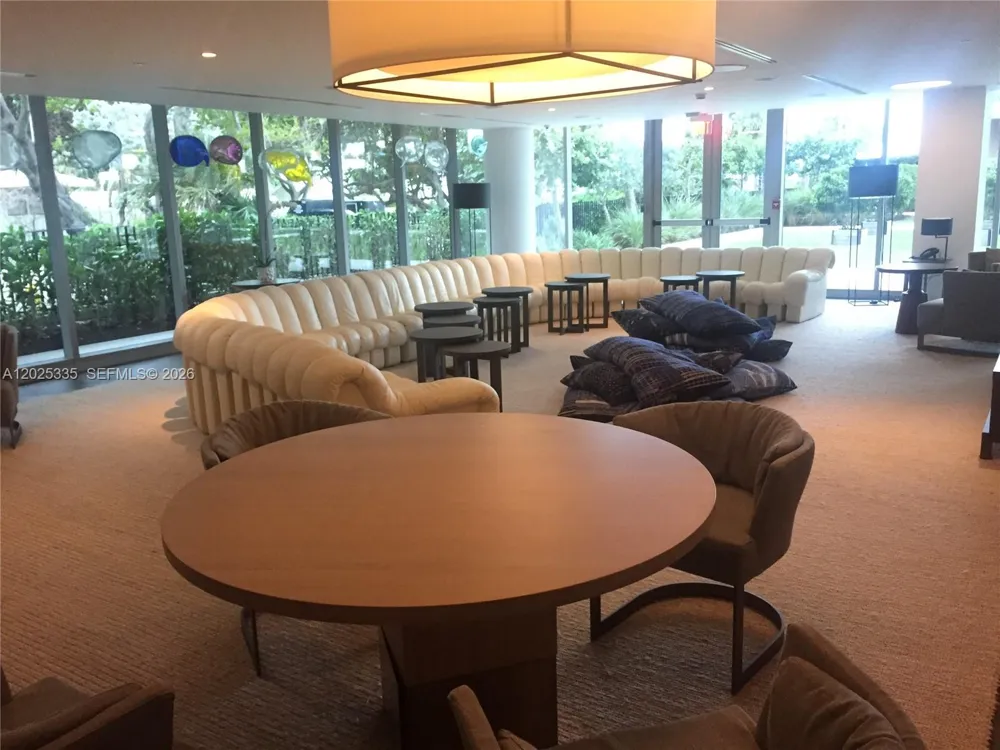 350 OCEAN DR #304N Key Biscayne, FL 33149
