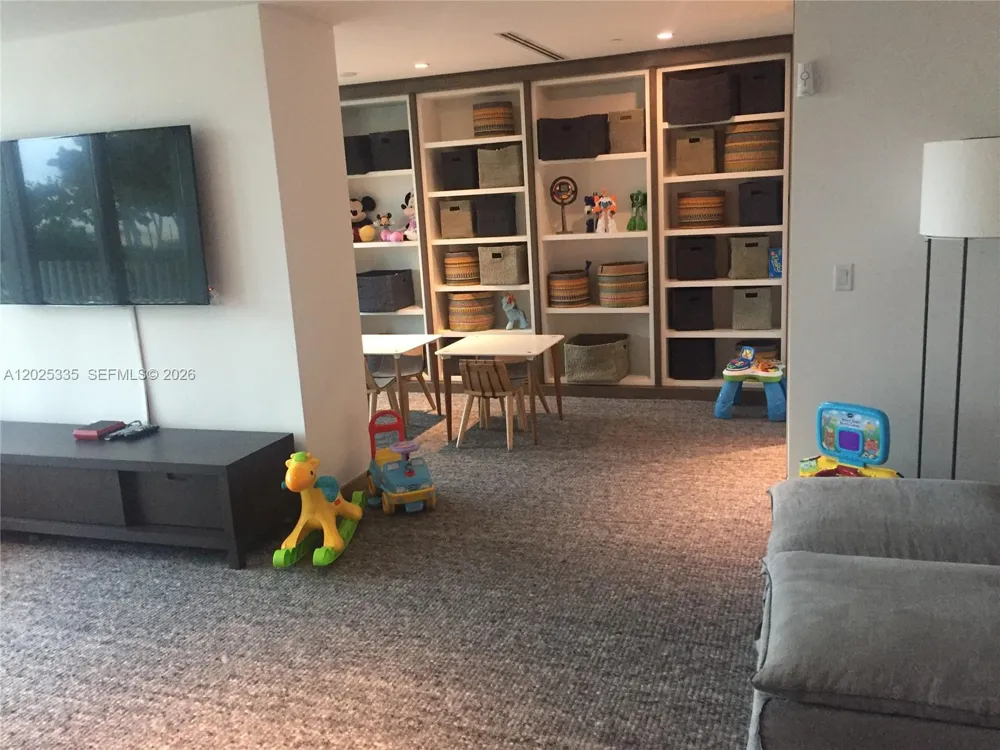 350 OCEAN DR #304N Key Biscayne, FL 33149
