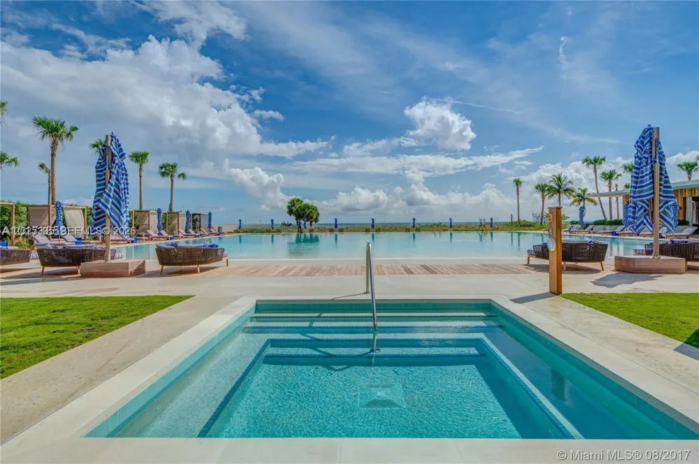 350 OCEAN DR #304N Key Biscayne, FL 33149