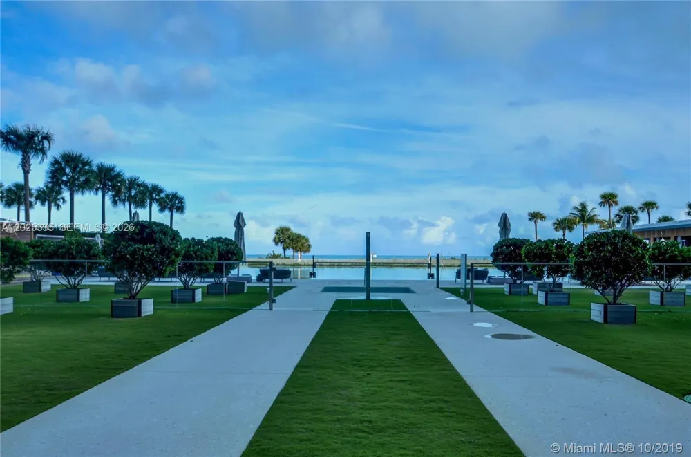 350 OCEAN DR #304N Key Biscayne, FL 33149