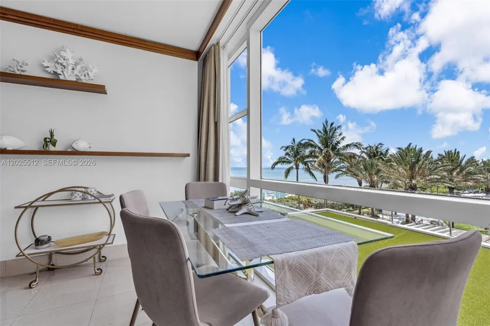 6801 Collins Ave #308 (Door 316) Miami Beach, FL 33141