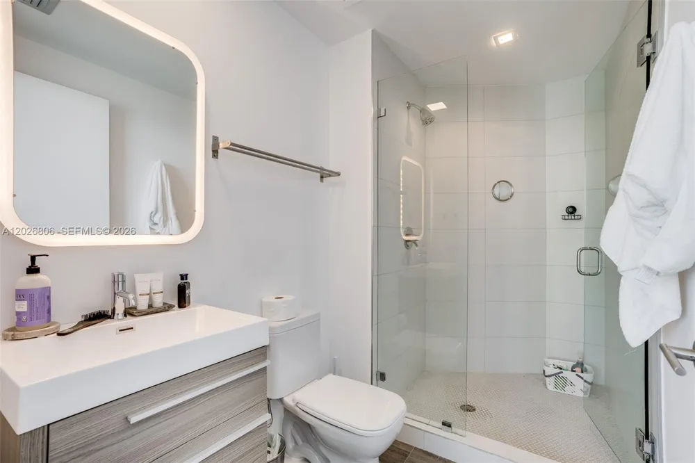 2900 NE 7th Ave #3702 Miami, FL 33137