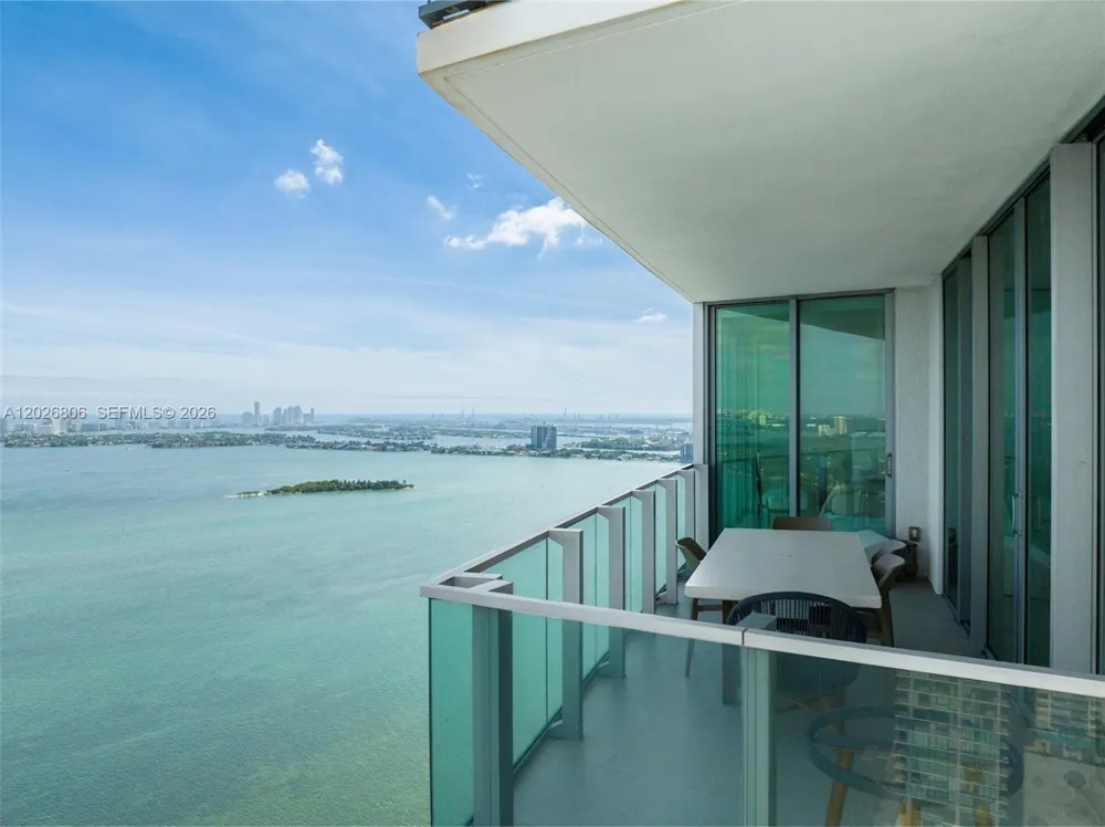 2900 NE 7th Ave #3702 Miami, FL 33137