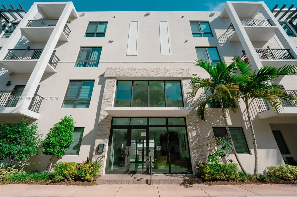 4745 NW 84th Ct #47 Doral, FL 33166