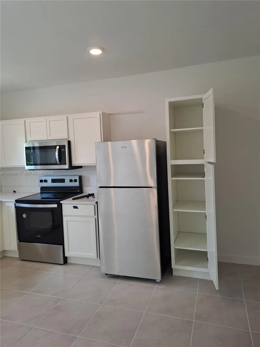 408 NE 1st Dr Florida City, FL 33034
