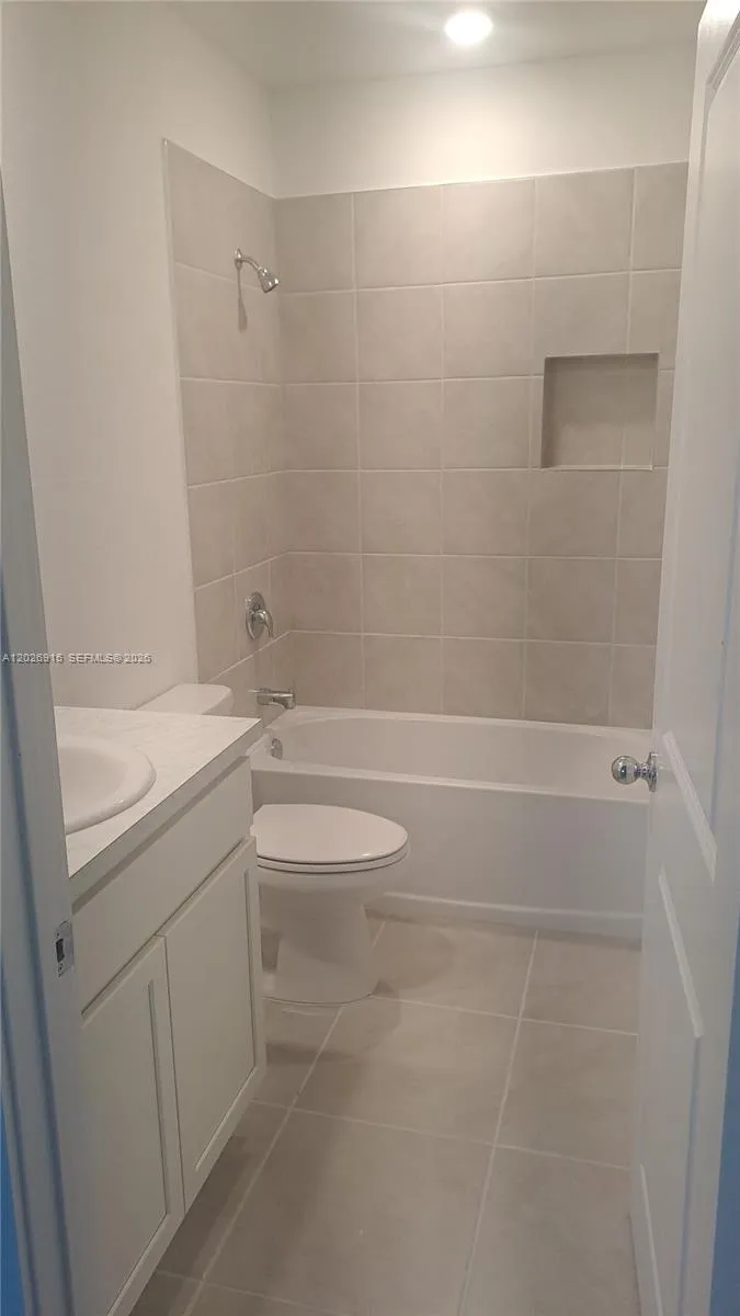 408 NE 1st Dr Florida City, FL 33034