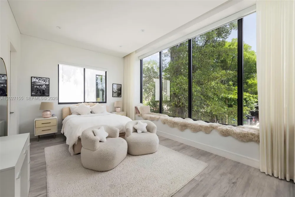 2986 Coconut Ave Coconut Grove, FL 33133