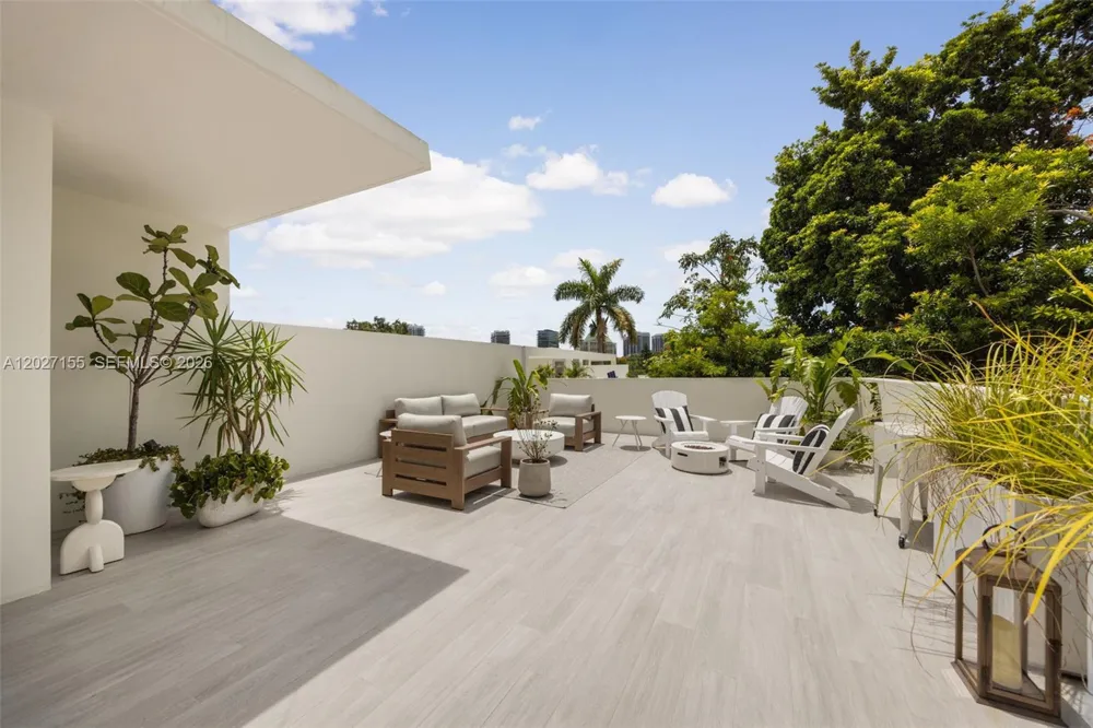 2986 Coconut Ave Coconut Grove, FL 33133