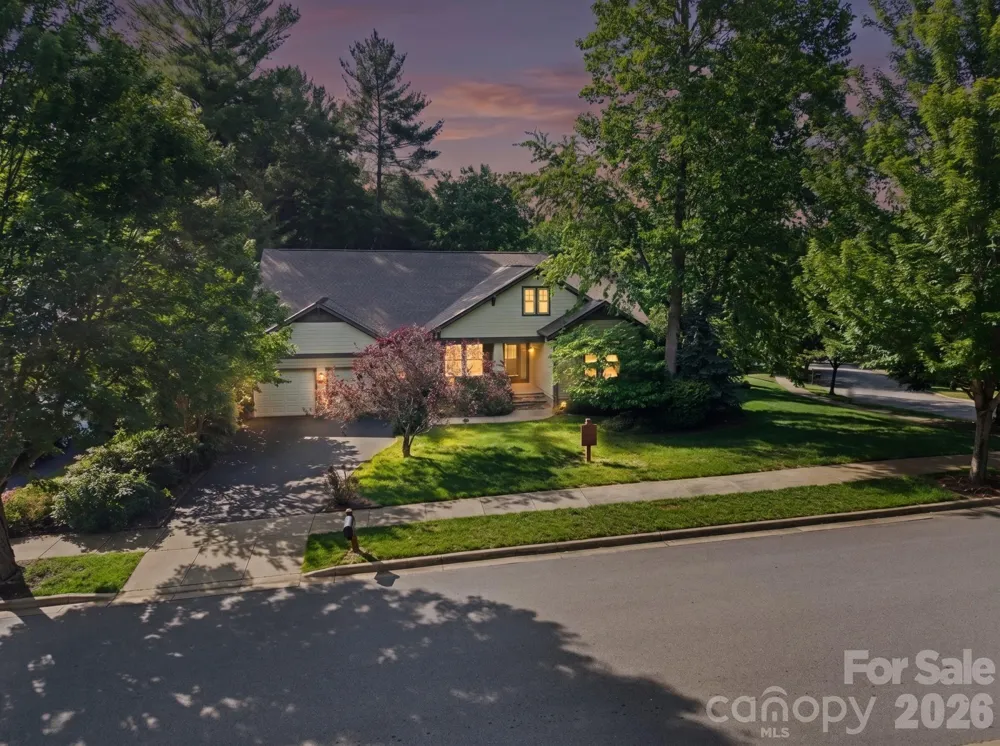 289 Fennel Dun Circle Biltmore Lake, NC 28715