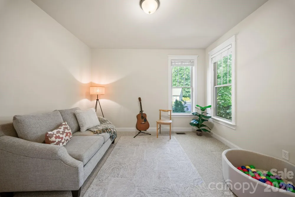 289 Fennel Dun Circle Biltmore Lake, NC 28715