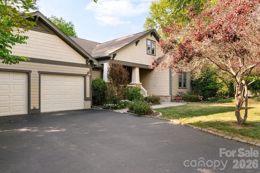 289 Fennel Dun Circle Biltmore Lake, NC 28715