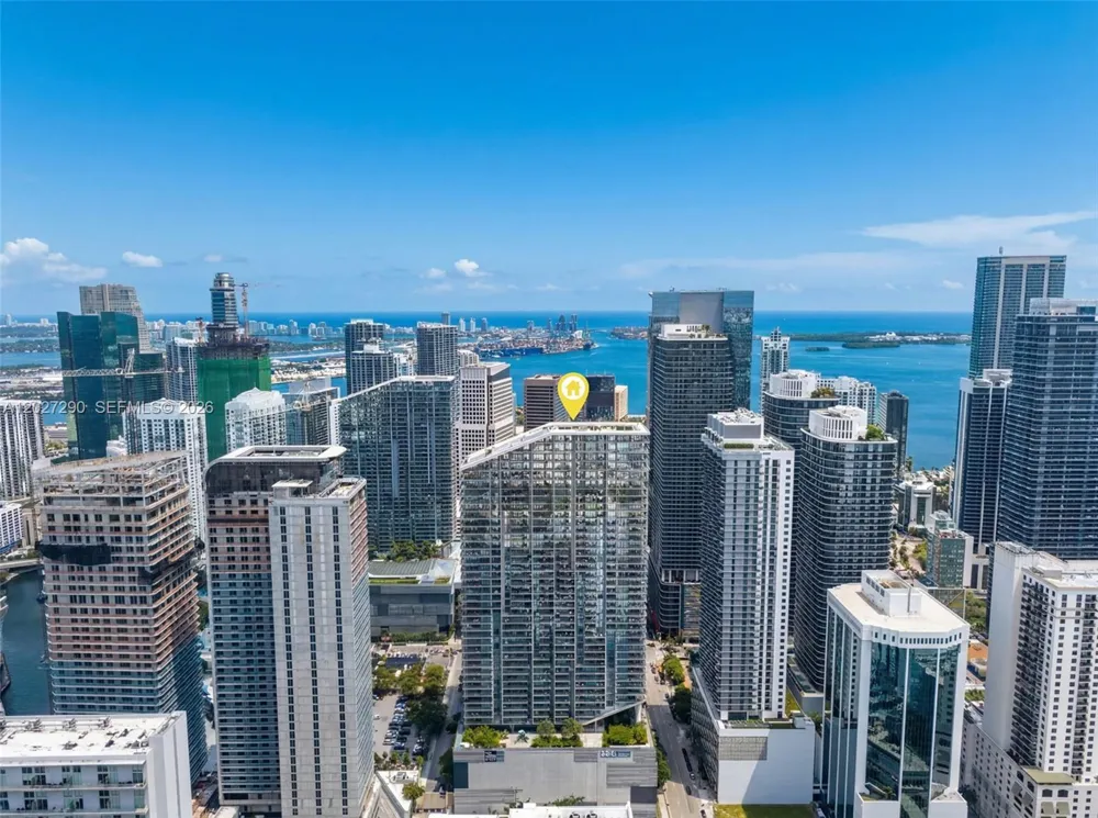88 SW 7th St #2408 Miami, FL 33130