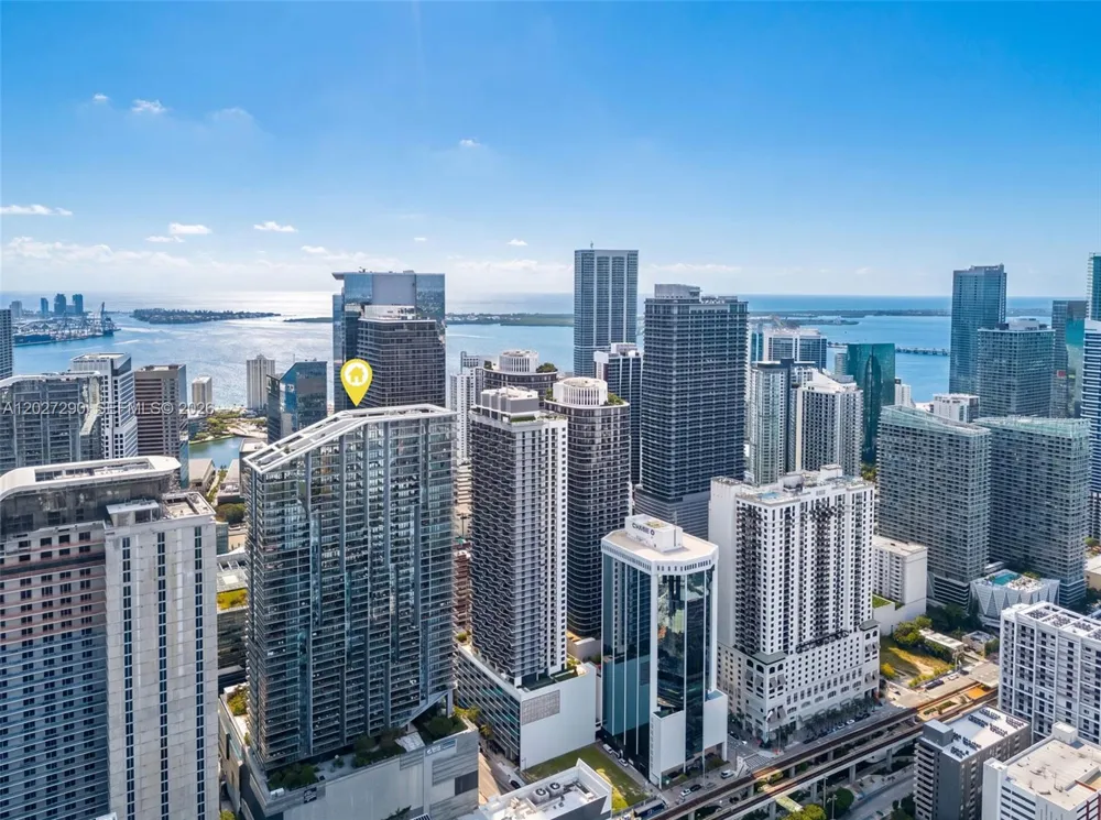 88 SW 7th St #2408 Miami, FL 33130