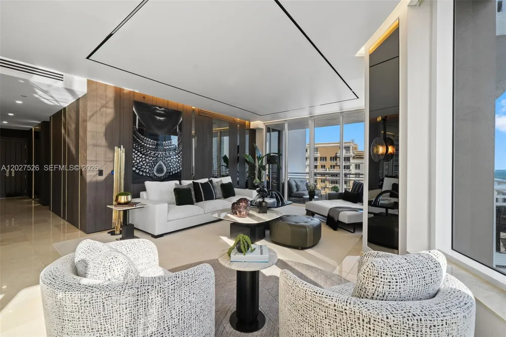 901 Brickell Key Blvd #3304 Miami, FL 33131