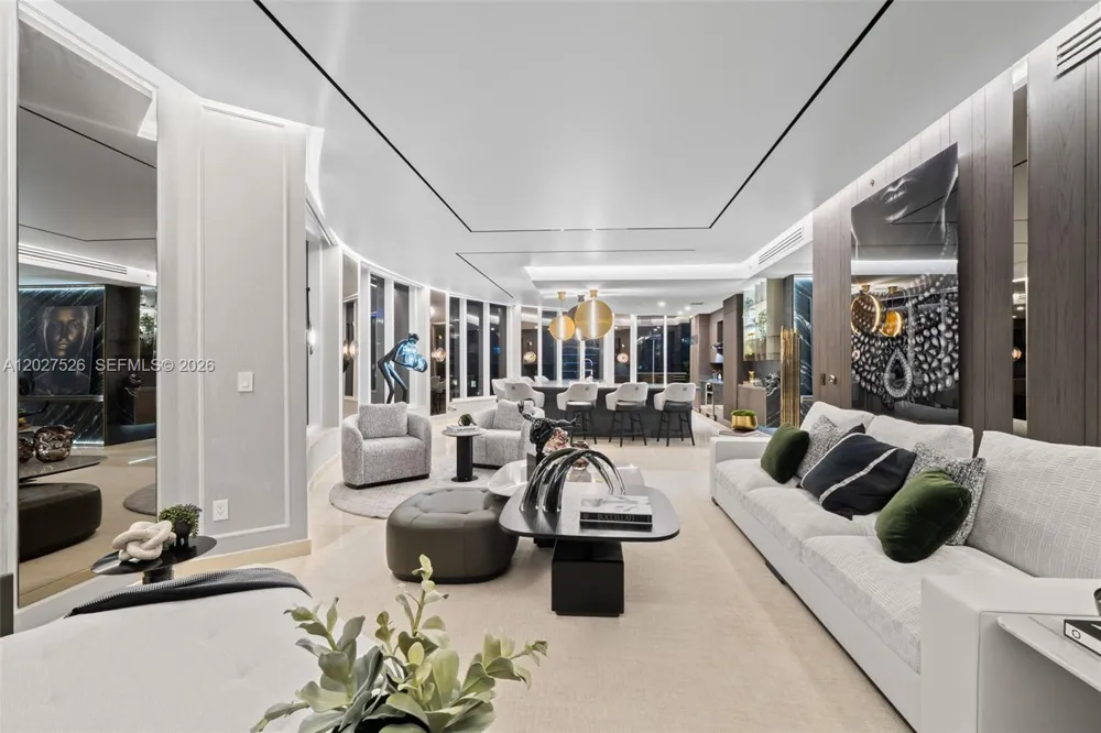 901 Brickell Key Blvd #3304 Miami, FL 33131