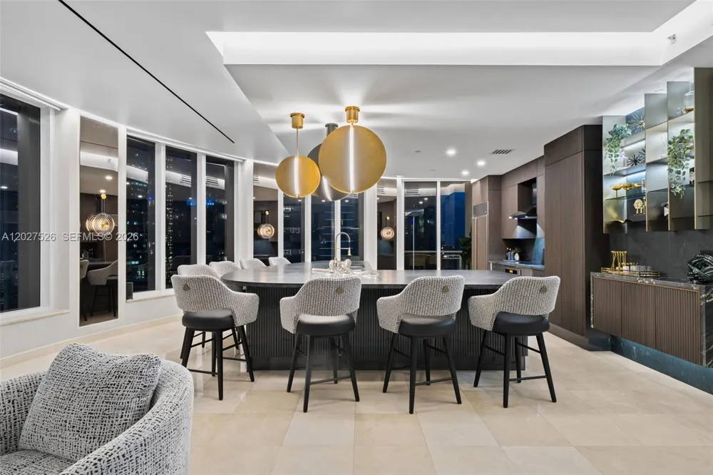 901 Brickell Key Blvd #3304 Miami, FL 33131