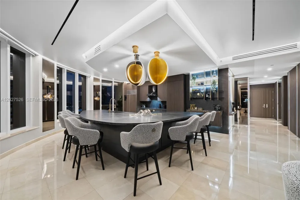 901 Brickell Key Blvd #3304 Miami, FL 33131