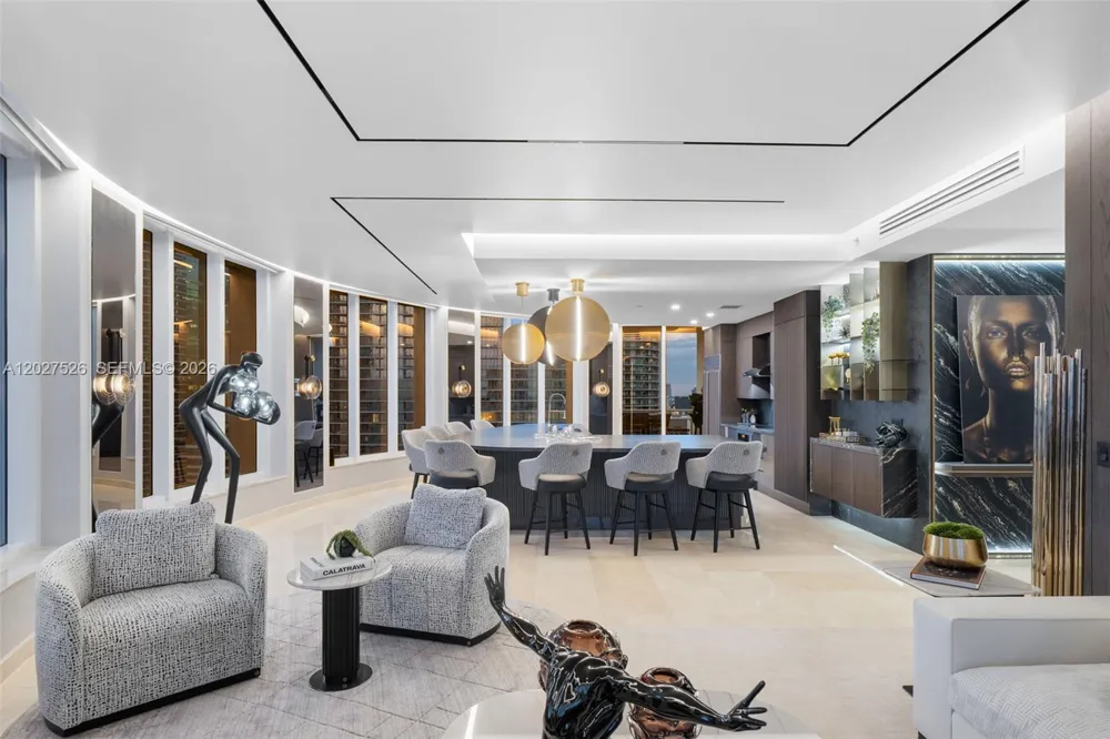 901 Brickell Key Blvd #3304 Miami, FL 33131