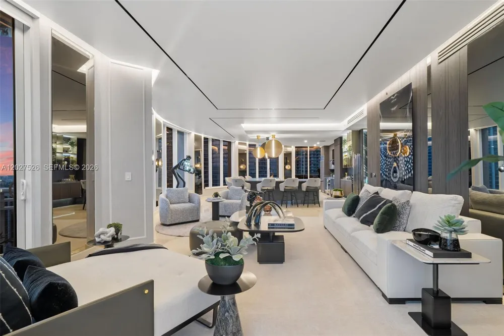 901 Brickell Key Blvd #3304 Miami, FL 33131