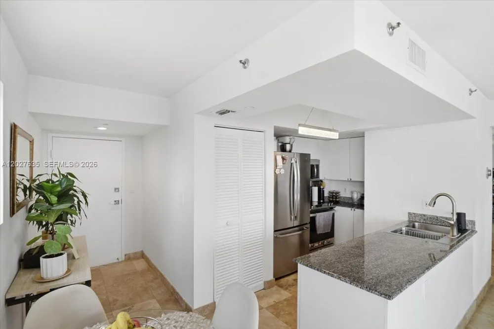 8911 Collins Ave #601 Surfside, FL 33154