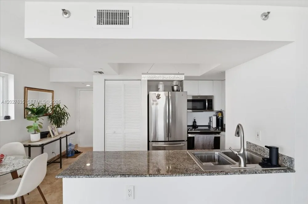 8911 Collins Ave #601 Surfside, FL 33154