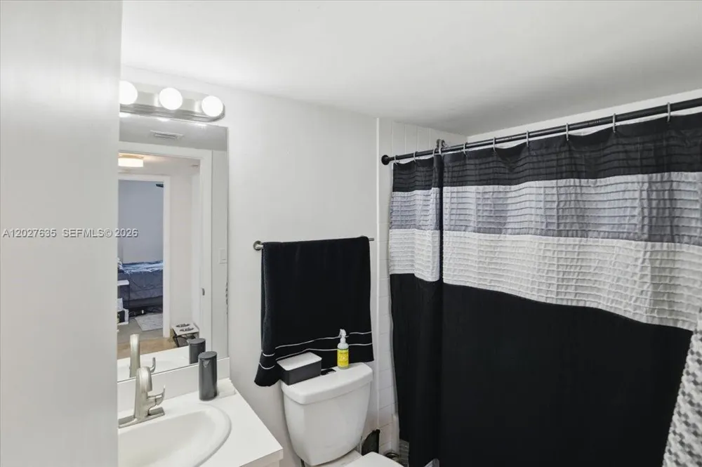 8911 Collins Ave #601 Surfside, FL 33154