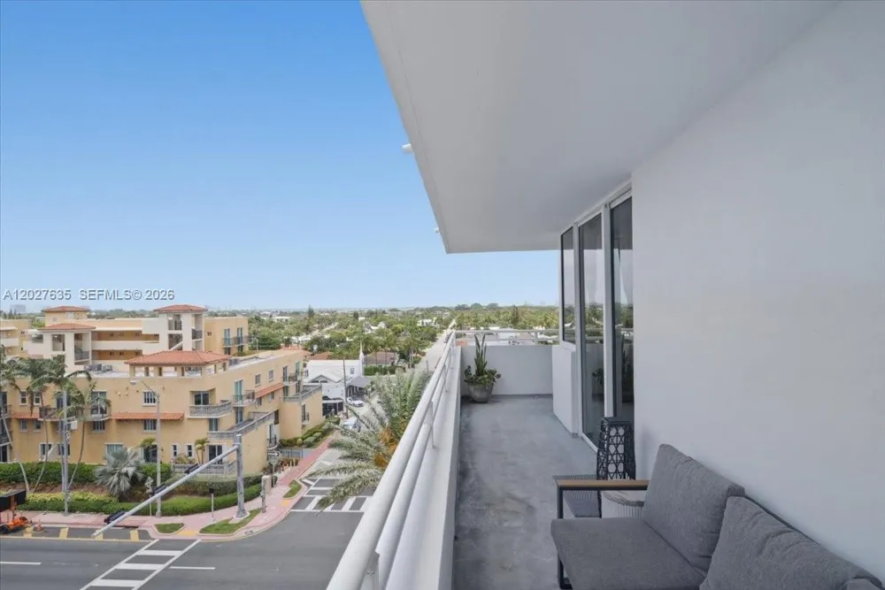 8911 Collins Ave #601 Surfside, FL 33154