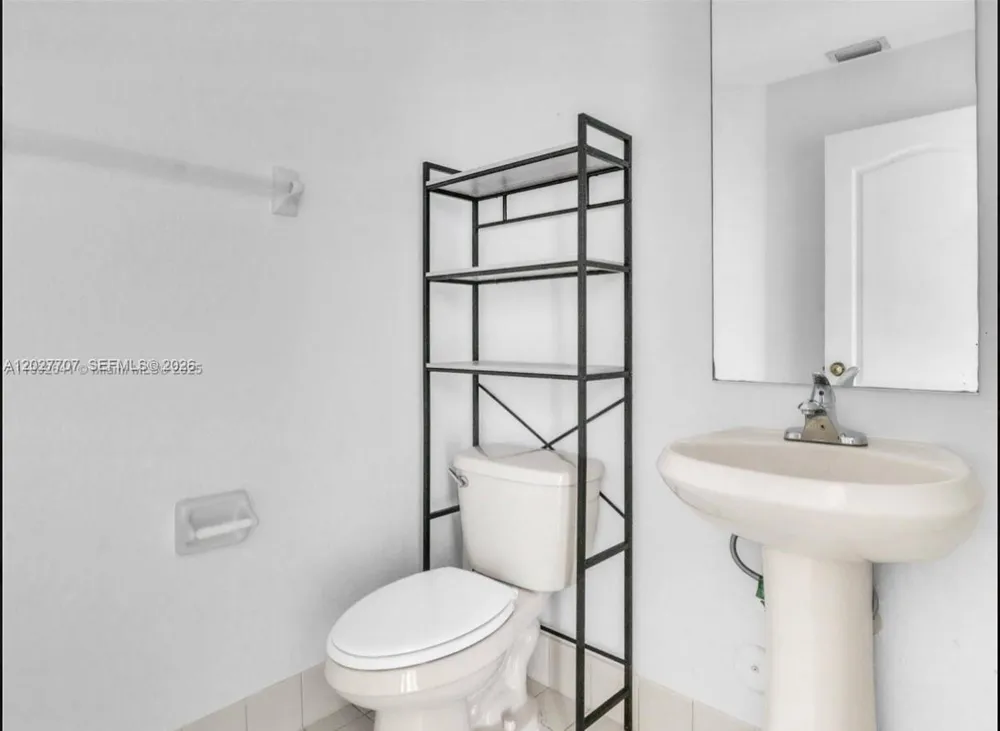 16628 SW 47th Ter Miami, FL 33185