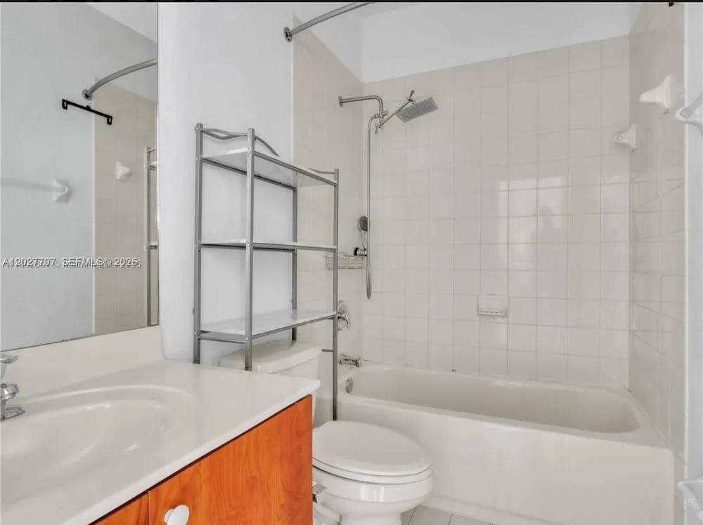16628 SW 47th Ter Miami, FL 33185