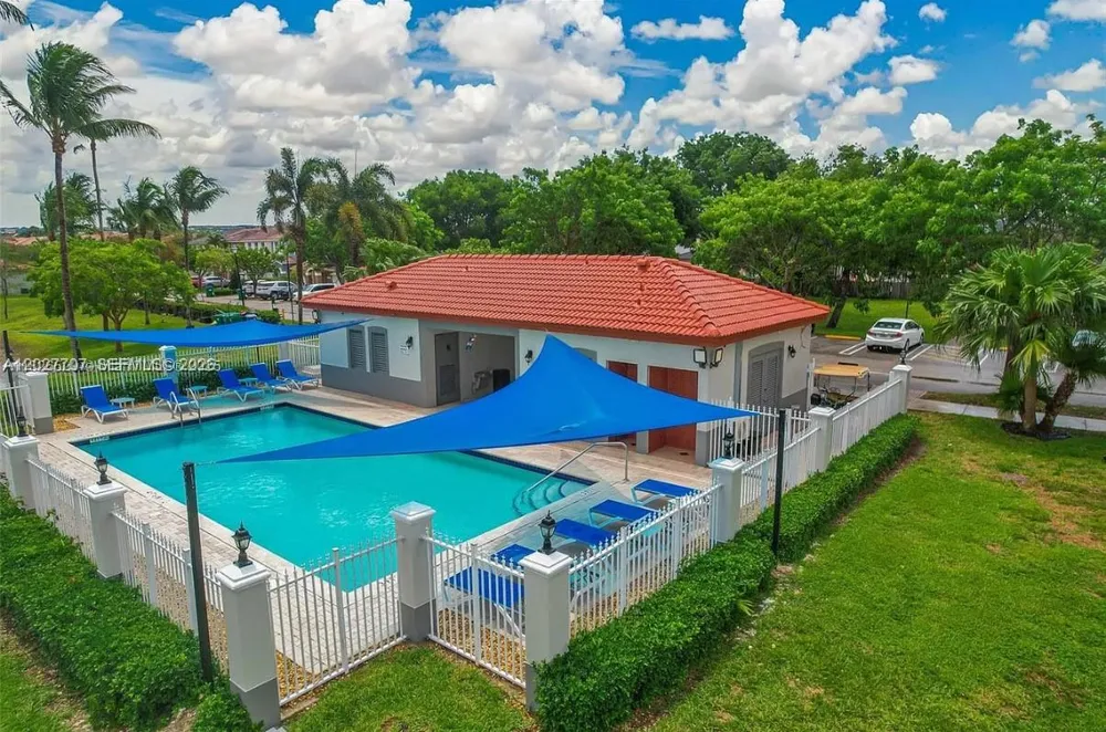 16628 SW 47th Ter Miami, FL 33185