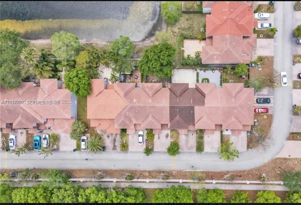 16628 SW 47th Ter Miami, FL 33185