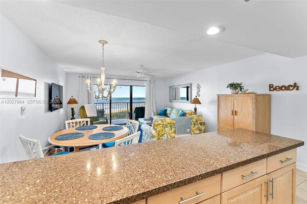 429 NE Tradewind Ln #305 Hutchinson Island, FL 34996