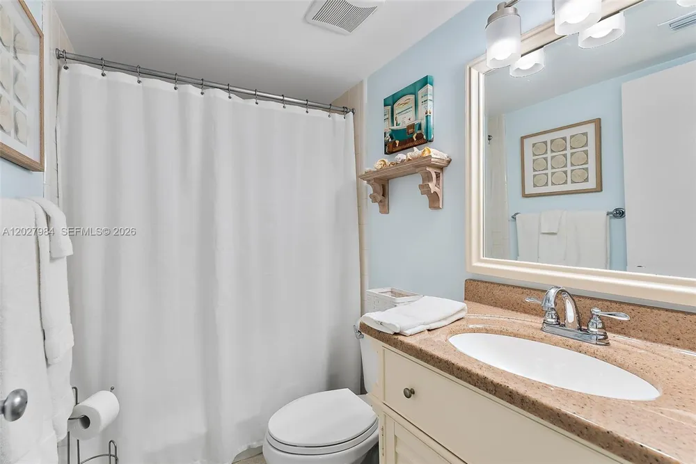 429 NE Tradewind Ln #305 Hutchinson Island, FL 34996
