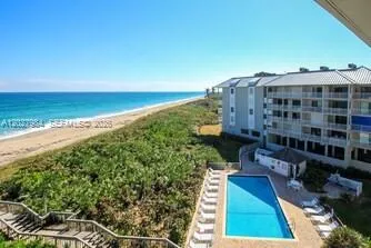 429 NE Tradewind Ln #305 Hutchinson Island, FL 34996