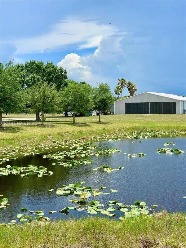 12245 NE 56th Ave Okeechobee, FL 34972