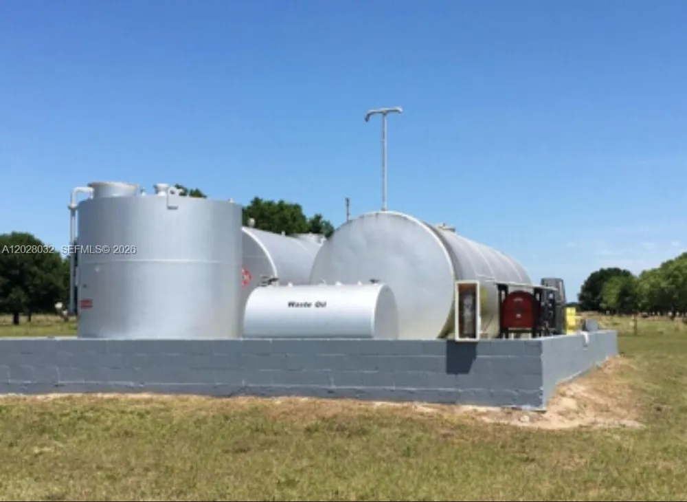 12245 NE 56th Ave Okeechobee, FL 34972