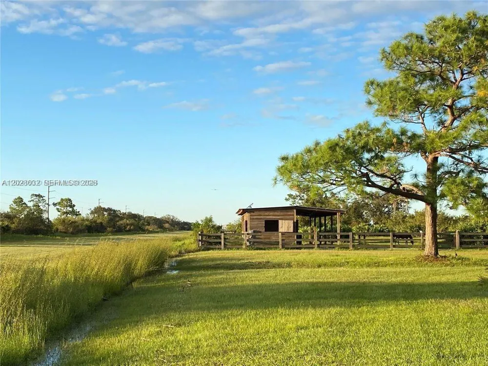 12245 NE 56th Ave Okeechobee, FL 34972