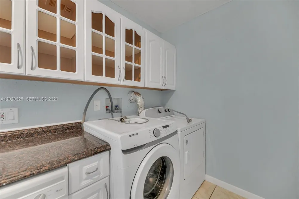 3793 NW 213th Ter Miami Gardens, FL 33055