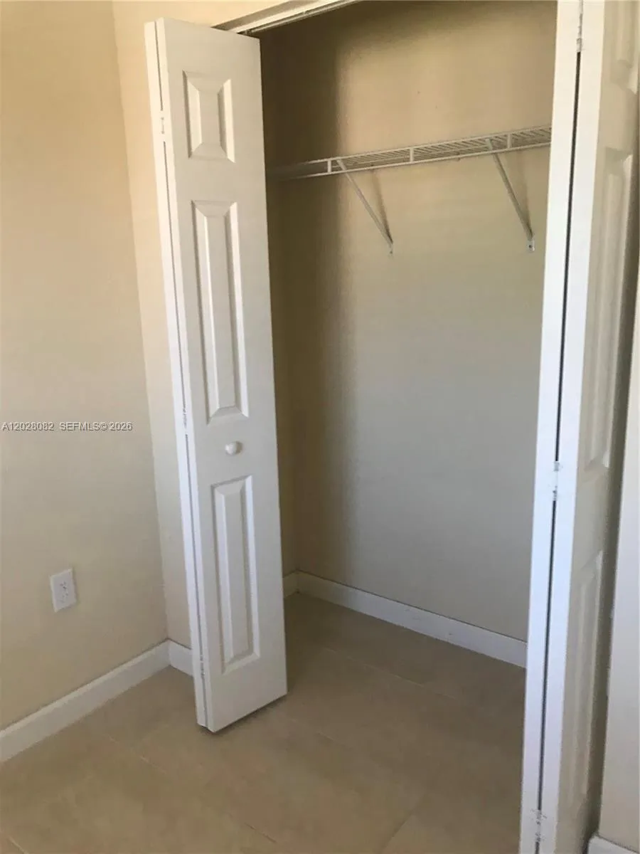 22541 SW 88th Pl #105-6 Cutler Bay, FL 33190