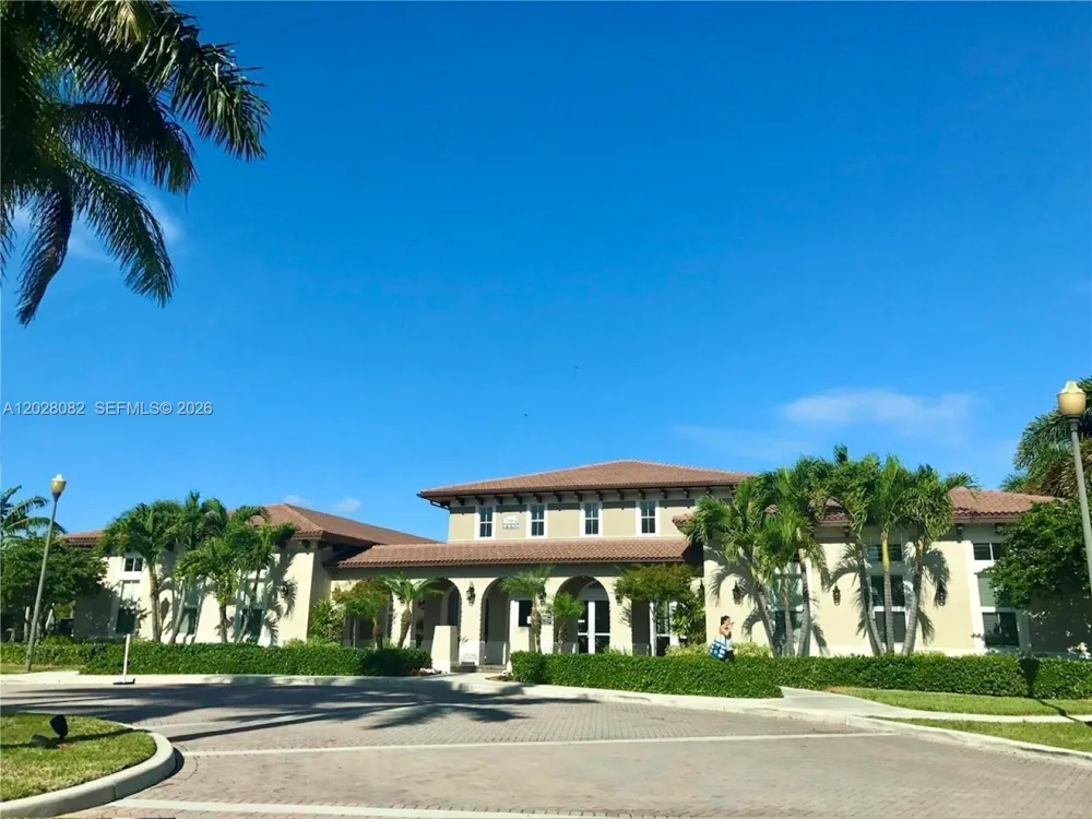 22541 SW 88th Pl #105-6 Cutler Bay, FL 33190