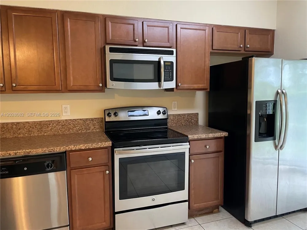 22541 SW 88th Pl #105-6 Cutler Bay, FL 33190