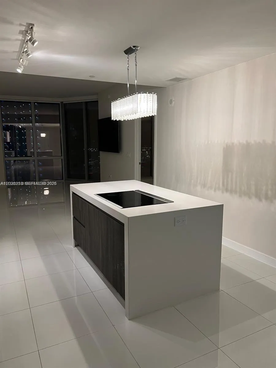 851 NE 1st Ave #4107 Miami, FL 33132
