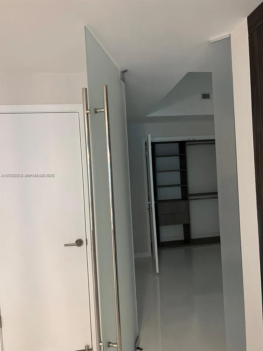 851 NE 1st Ave #4107 Miami, FL 33132
