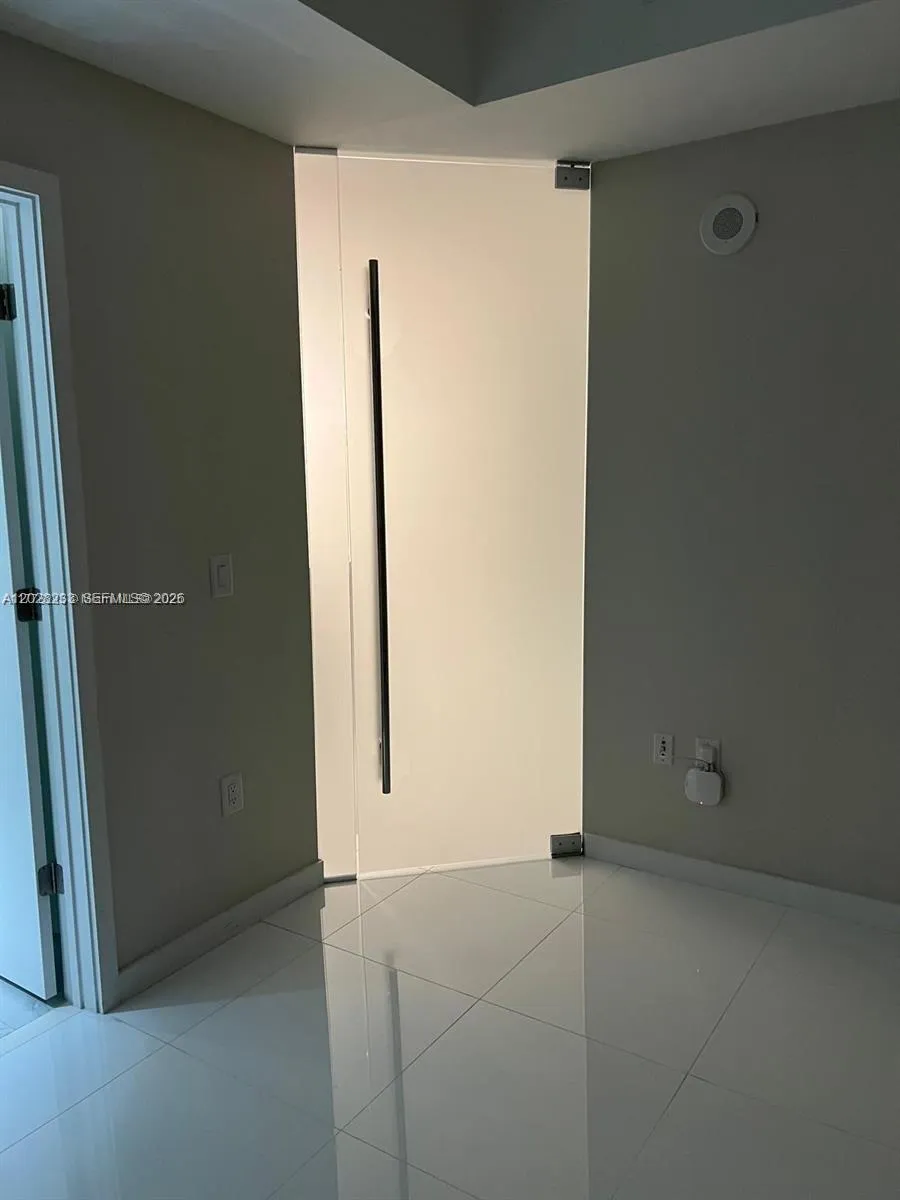 851 NE 1st Ave #4107 Miami, FL 33132