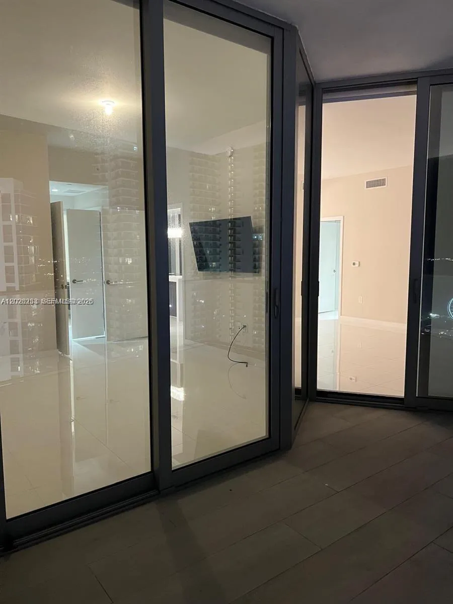 851 NE 1st Ave #4107 Miami, FL 33132