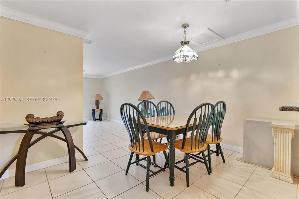 9942 NW 10th St #7 Pembroke Pines, FL 33024
